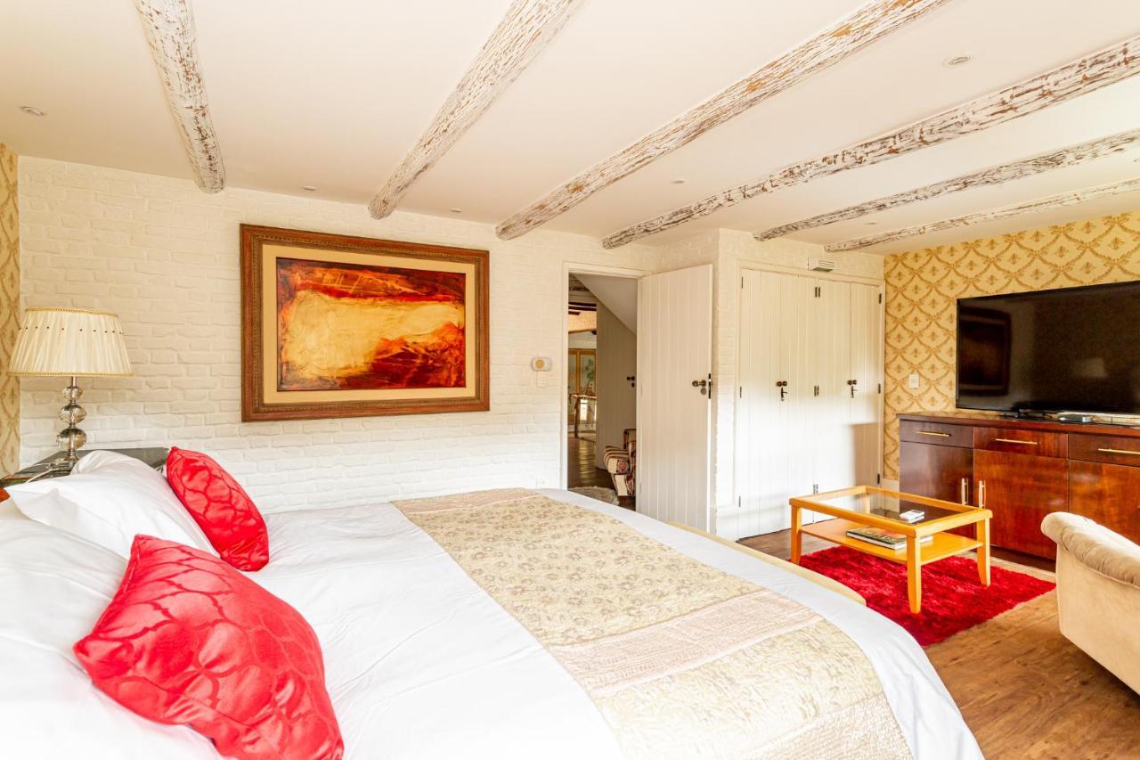 Su Paradise Villa Chales E Suites Correas Eksteriør billede